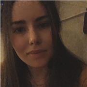 Studentessa dell’Università offre lezioni, materie base a ragazzi